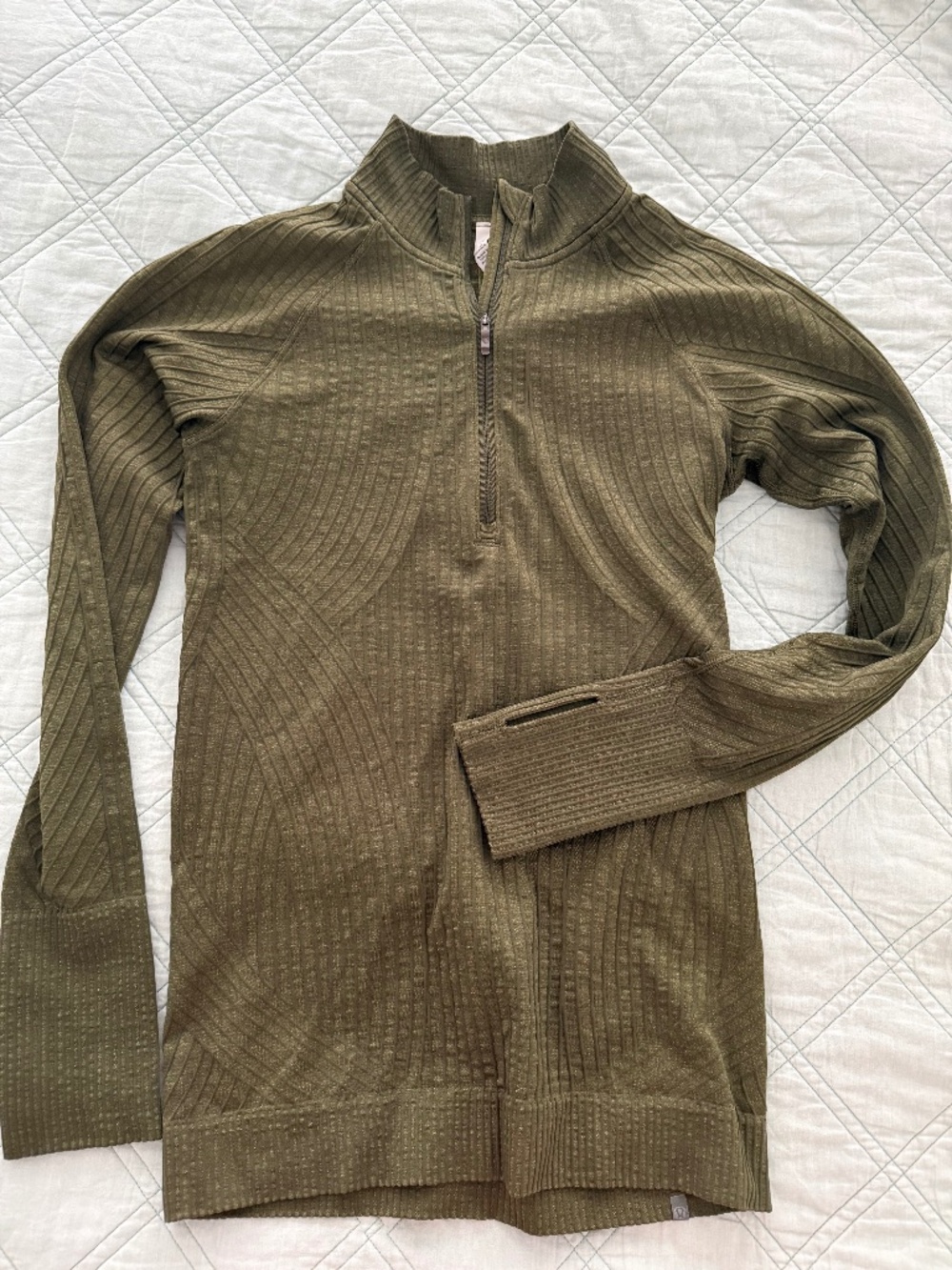 Lululemon Half Zip Pullover | women’s size 6